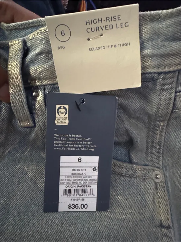 Universal thread High Rise Curved Leg Jeans Sz 6 - Image 5