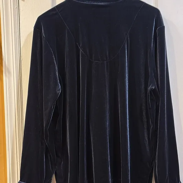 Lauren..Ralph Lauren Dark Blue Velvet Shacket/Shirt Long Sleeve Button Down - Image 6