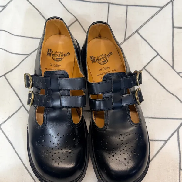 Dr. Martens 8065 Mary Jane SZ 7 Black Leather Made in England Double Buckle VTG - Image 6