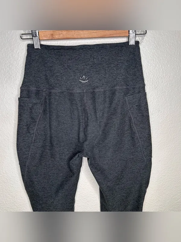 Beyond Yoga spacedye leggings grey large - Image 7
