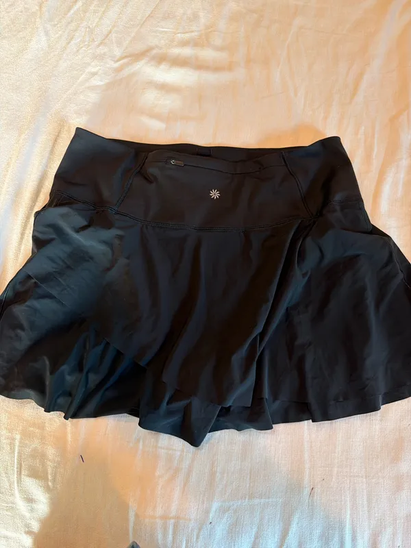 Athleta Ace Ruffle Skort Black Size Large Tennis Golf Pickleball - Image 2
