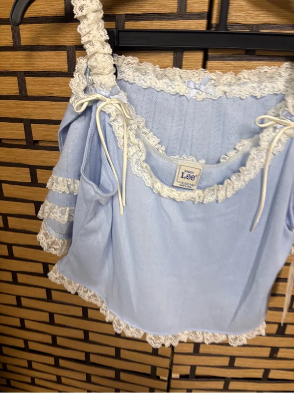 Lee blue and white lace two piece short pajama set size large - Image 4