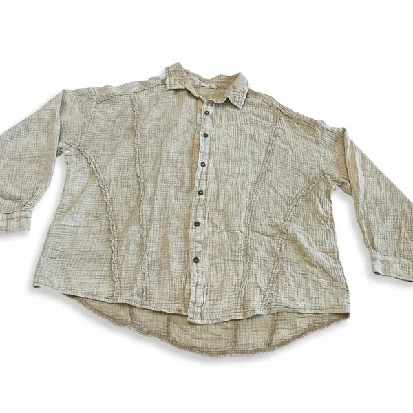 Easel Women's Beige Textured Crinkle Gauze Button Up Shirt Top Medium‎ - Image 3
