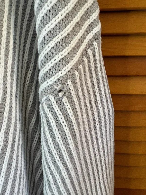Sweater Gray Size L - Image 3