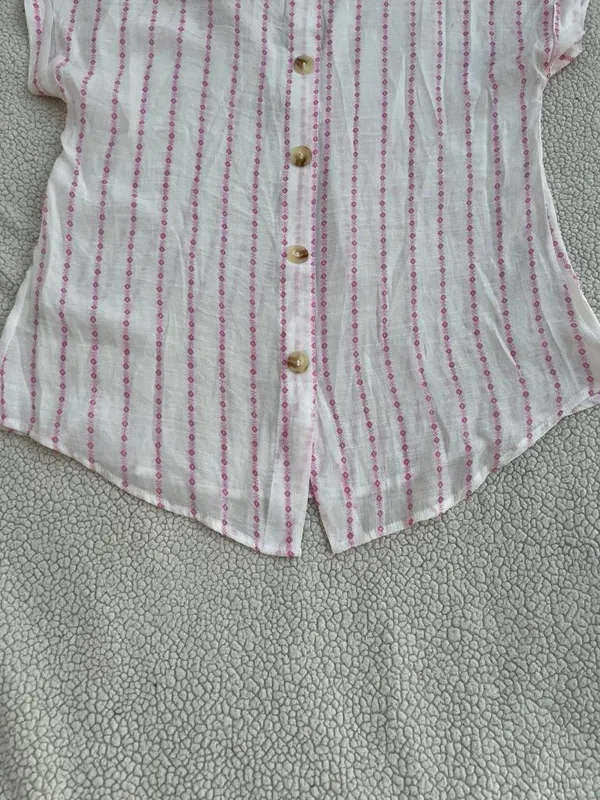 NWT Blu Pepper Women’s -top Floral Pink Size M - Image 2