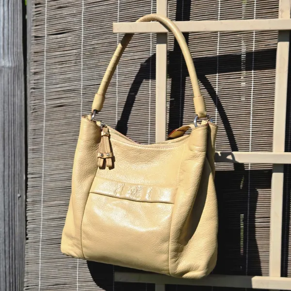 Kate Spade Cream Leather Soft Neutral Hobo Boho Casual Shoulder Purse Bag - Image 2