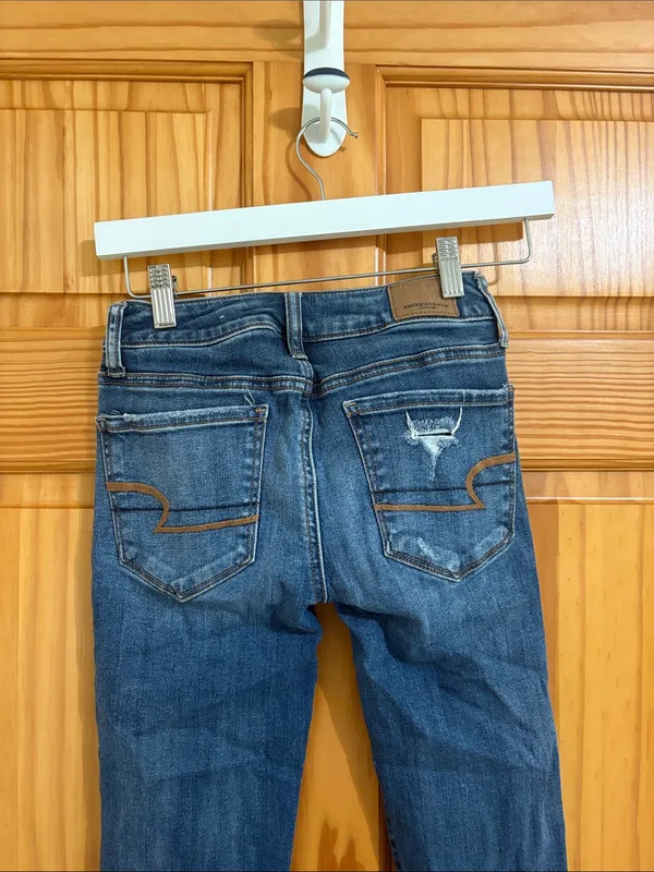 American Eagle Super Stretch Size 00 LONG Distressed Skinny Jeans - Image 5