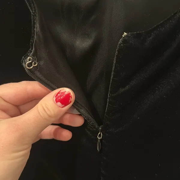 Vintage Black Velvet Scott McClintook Evening Gown | Size 8 - Image 10