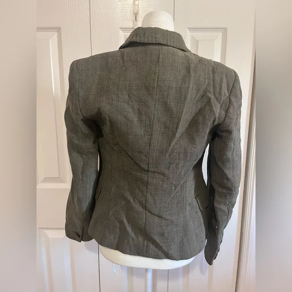 Max Mara Blazer Tweed Size 4 - Image 3