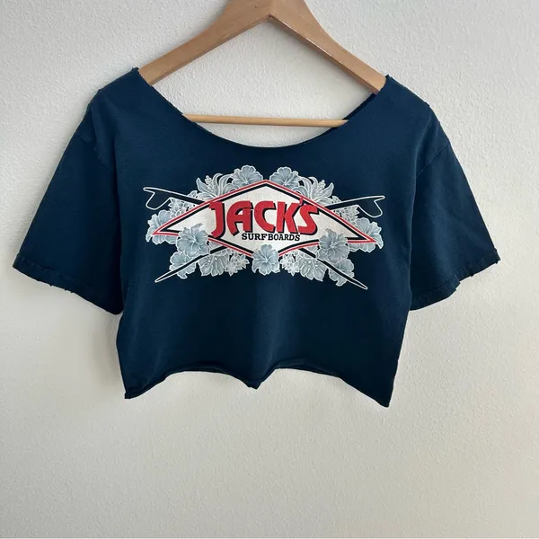 Hooters Jack's Surf Shop Off the Shoulder Cropped Tee - Image 6