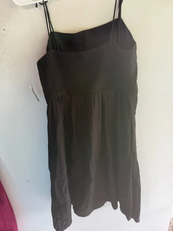 Old Navy black mini dress - Image 2