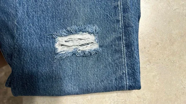 Jeans - Image 2
