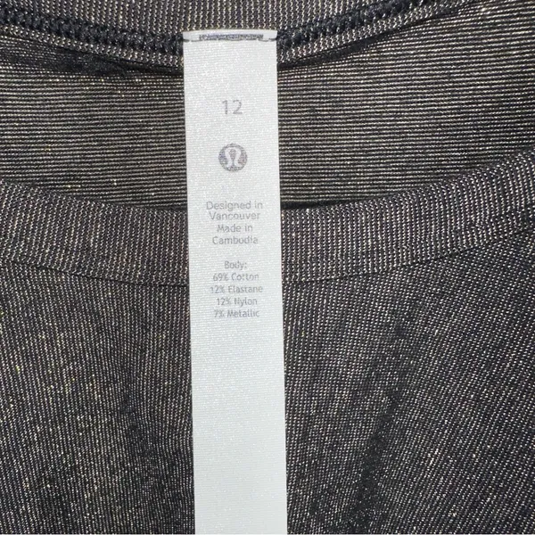 Lululemon Women's 12 Black and Gold Metallic Crescent Spark Athletic Tee Top - Image 4