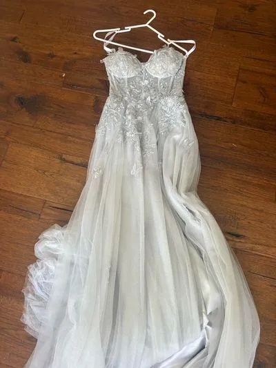 Alfred and Leo Prom Dress - Image 2