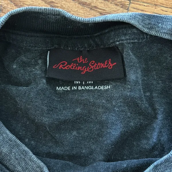Colton on rolling stone T-shirt - Image 2