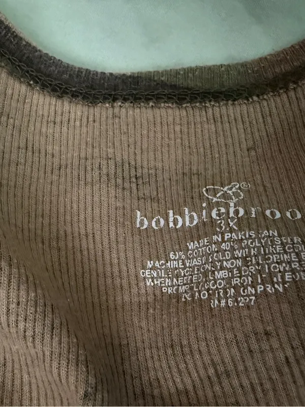 Bobbie Brooks Ribbed Camo Tank in Brown and Olive - Image 2