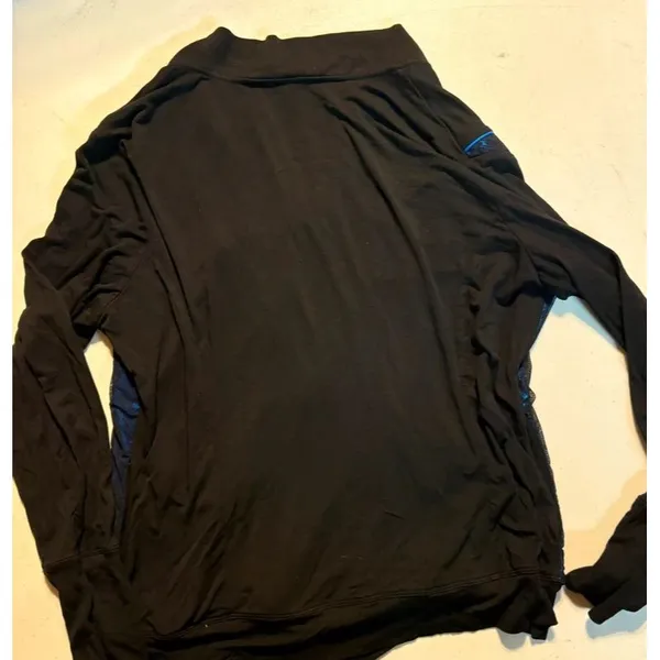 Peter Nygard women’s medium zip up long sleeve jacket - Image 3