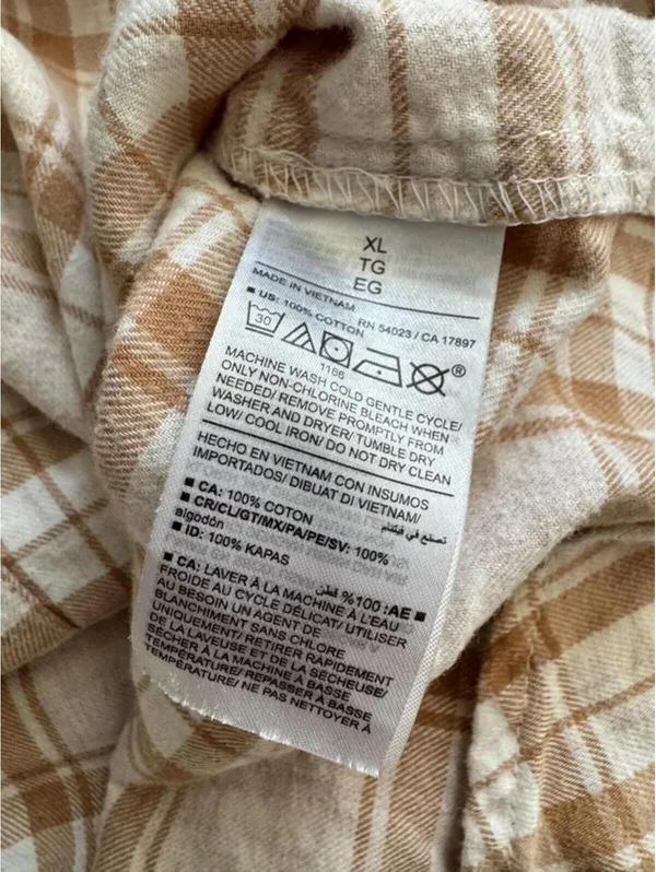 Old Navy Plaid Button Down Shirt Bundle XL Red & Neutral Flannel Tops - Image 8