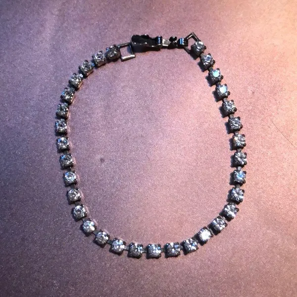 Vtge Clear Rhinestone Silvertone Tennis Bracelet - Image 3