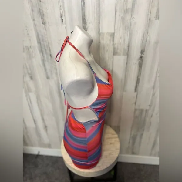SheIn Backless dress - Image 4