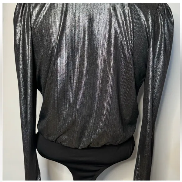 NWT Good Luck Gem Silver Metallic Puffy Long Sleeve Open Back Blouse Bodysuit S - Image 5