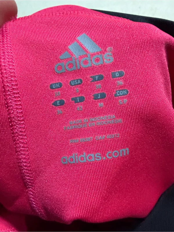 adidas Black athletic tennis Skort with Pink Accents small - Image 9