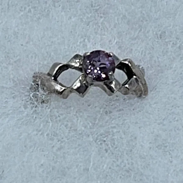 Sterling silver and Amethyst ring size 7 - Image 2