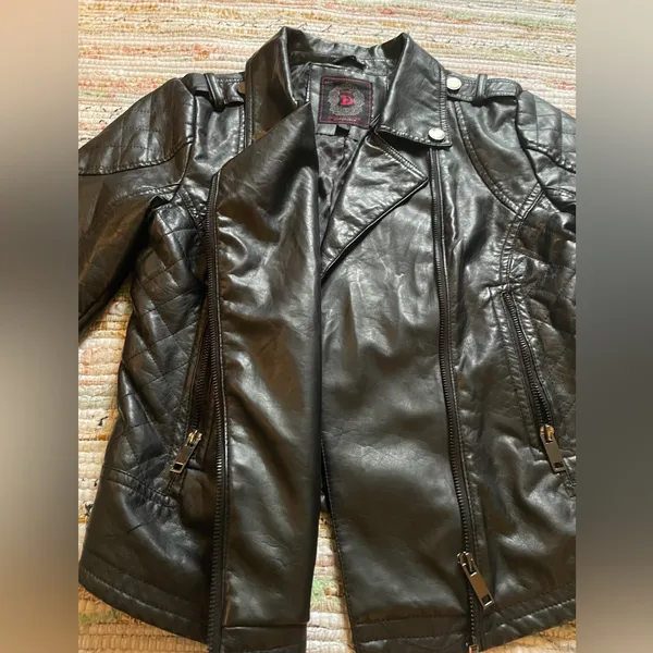 Doll House Leather Jacket. Size says M, fits like a small. Smoke free home. - Image 3