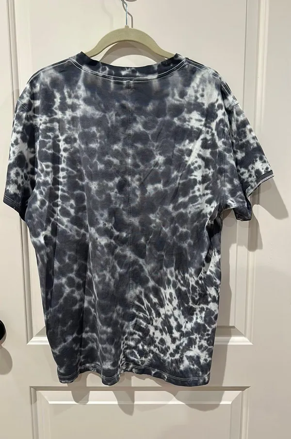 Lululemon Tee - Image 2
