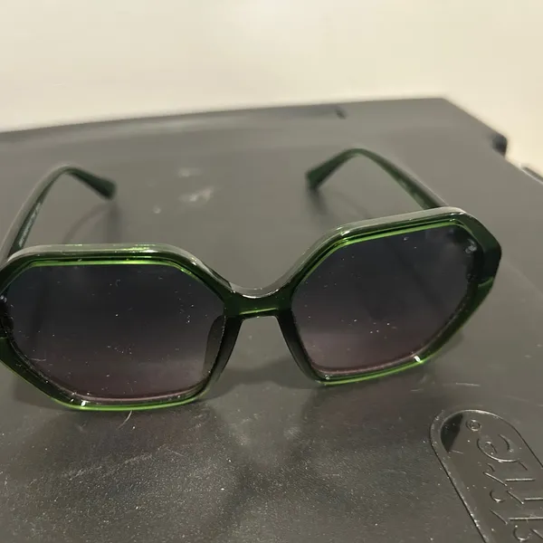 Green Sunglasses - Image 10