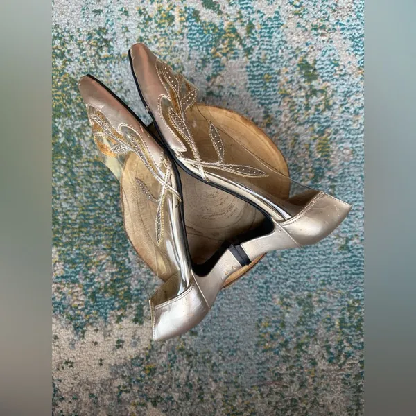 Vintage 90s Amanda clear gold floral formal bridal shoes, size 8 - Image 8
