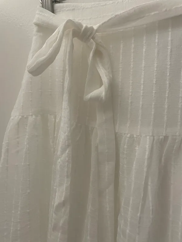 Lulus White Skirt - Image 6