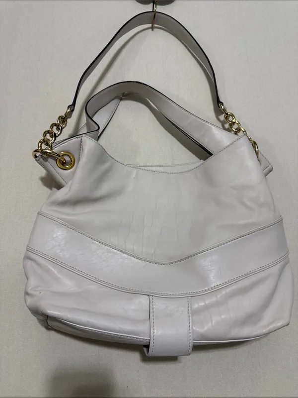 MICHAEL Michael Kors White Leather Shoulder Hobo with Gold Hardware Accents - Image 2