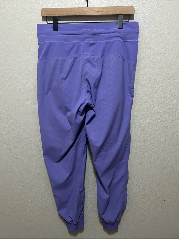 Lululemon Dance Studio Joggers Purple Lavender Mid Rise Pants Size 8 - Image 6