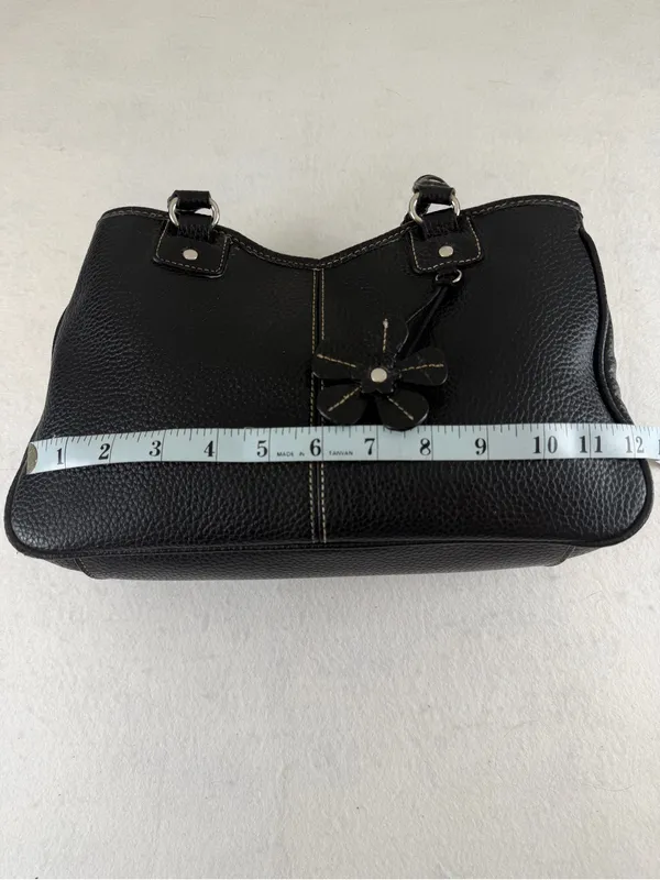 Relic Black Pebbled Shoulder Bag with‎ Flower Charm - Image 7