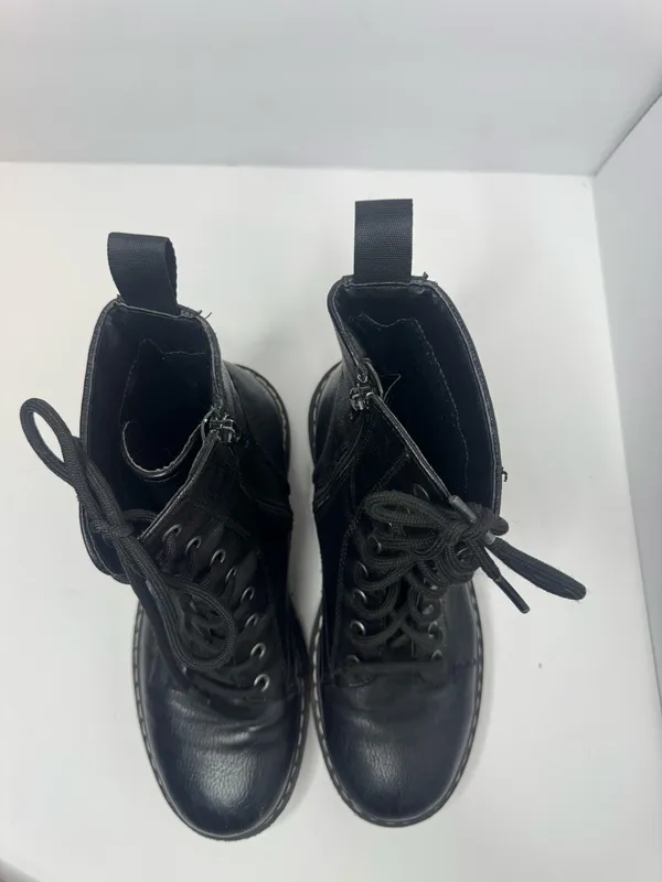 Sincerely Jules'Harley' Black Vegan Leather Boots Womens Size 7M - Image 2