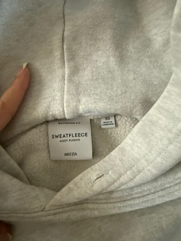Aritzia Hoodie - Image 3