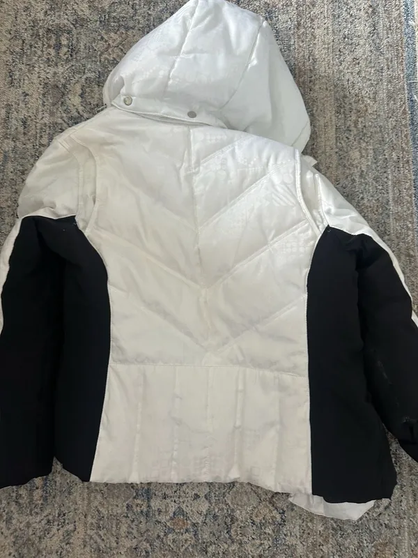 Zero Xposur Women's White and Black Hooded Winter Ski Jacket Size L - Image 4