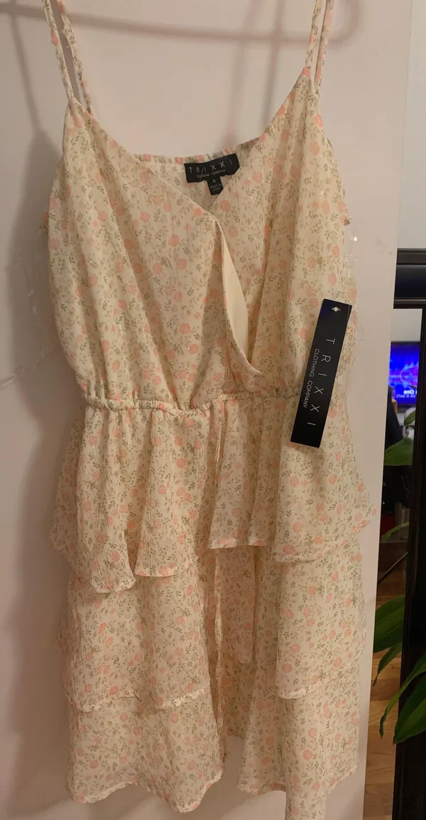 Trixxi Clothing Company White Floral Dress - Image 3