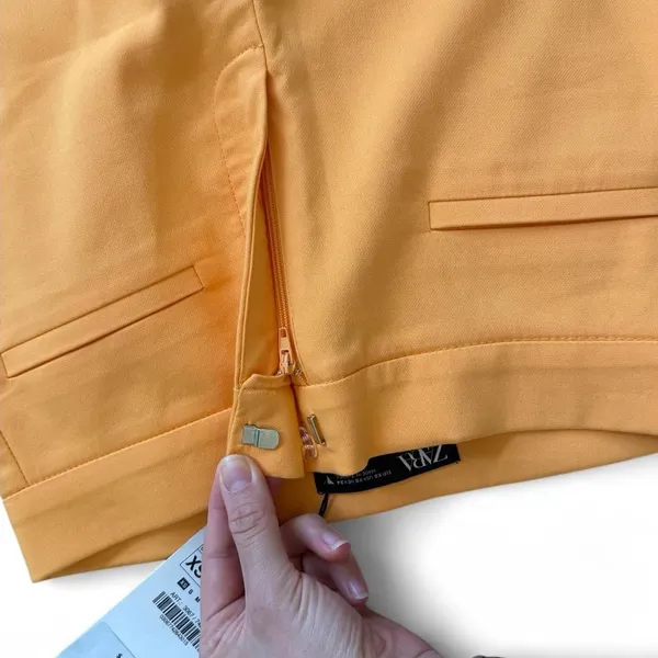 Zara Women's Orange Crop Trousers - Size XS - Image 4
