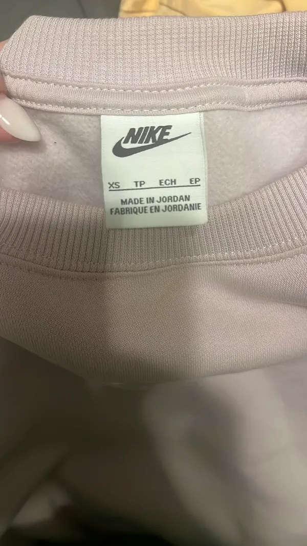 Nike Crewneck Sweatshirt - Image 5