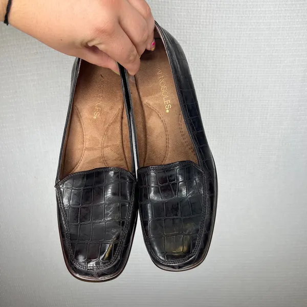 Aerosoles Dark Brown Croc Embossed Wedge Loafers Square Toe Shoes Womens 8.5 - Image 2
