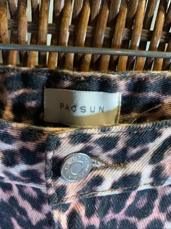 PACSun Leopard Print Casey Low Rise Baggy Jeans Size 26 - Image 2