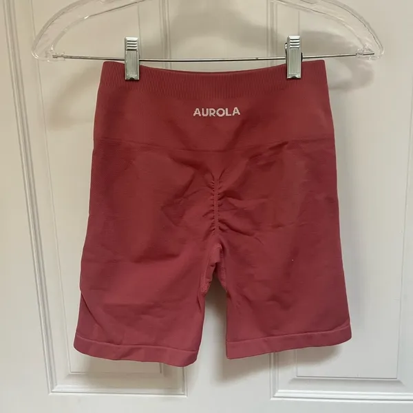 Aurola pink biker compression shorts with scrunch‎ size medium pink - Image 3