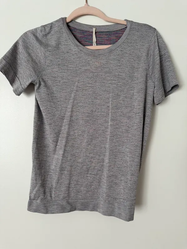 Lululemon Top - Image 4