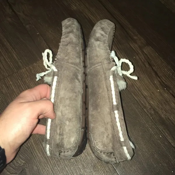 Uggs shearling lined moccasin slippers - Image 3