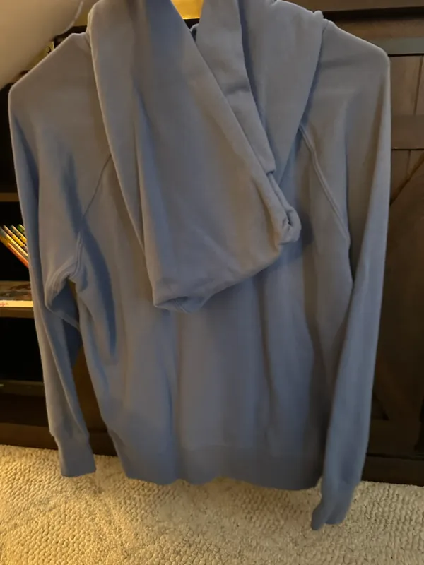 Levi's hoodie - Image 2