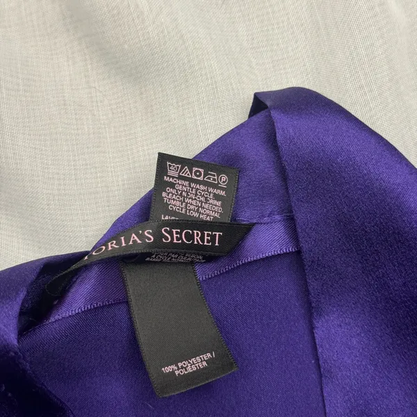 Victoria’s Secret Satin Short Kimono Robe - Image 5