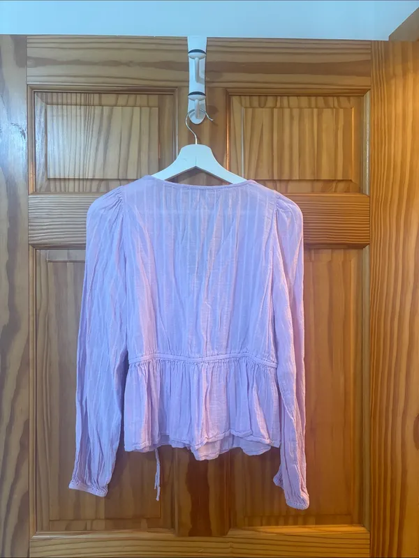 American Eagle Size Medium Lilac Purple Wrap Top - Image 5