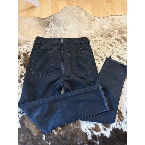 MOTHER The Scrapper Cuff Ankle Fray Jeans In Who's Sorry Now Size‎ 28 - Image 8